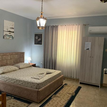 Vila Spaho Корча Екстериор снимка